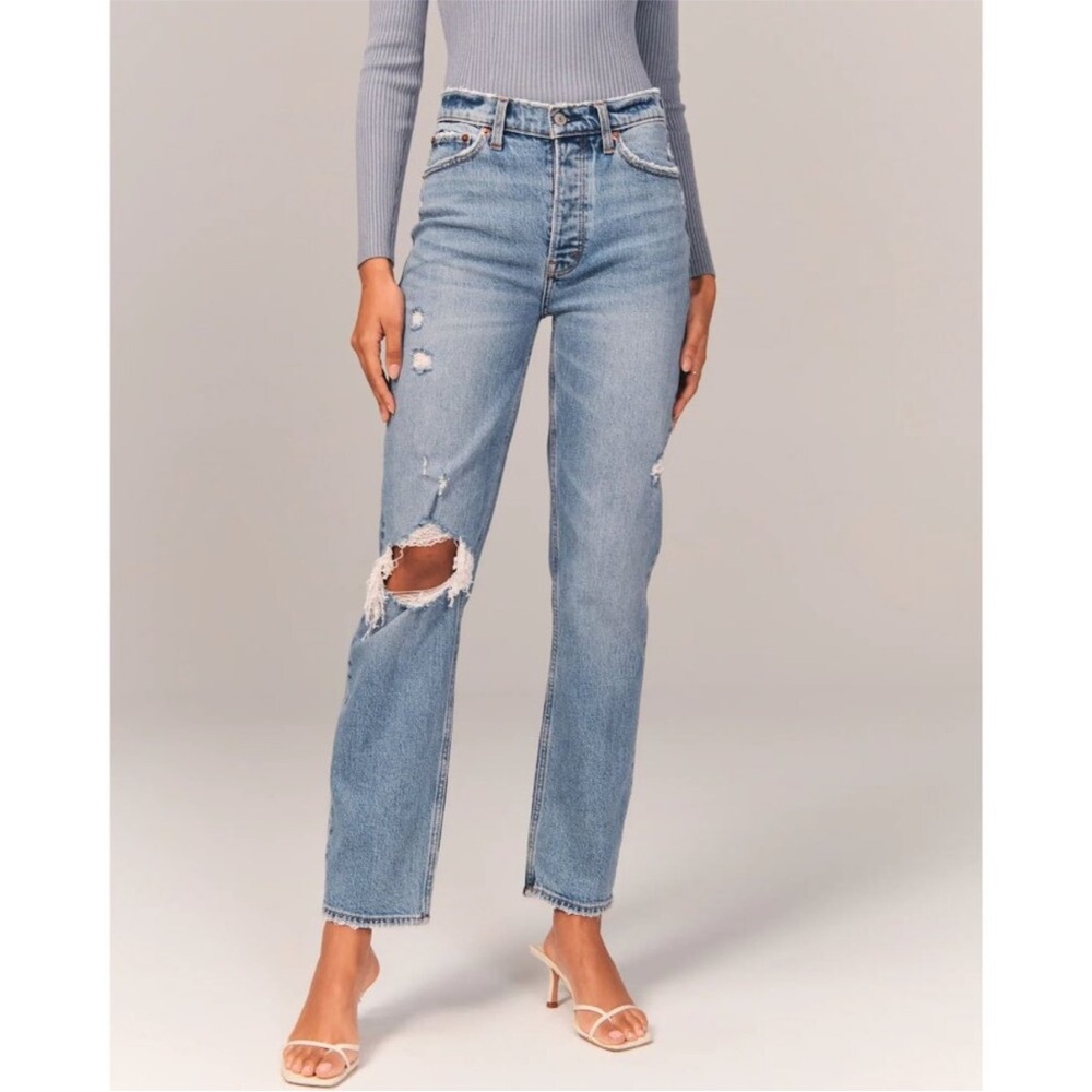 Abercrombie & Fitch The Dad High Rise Jean
